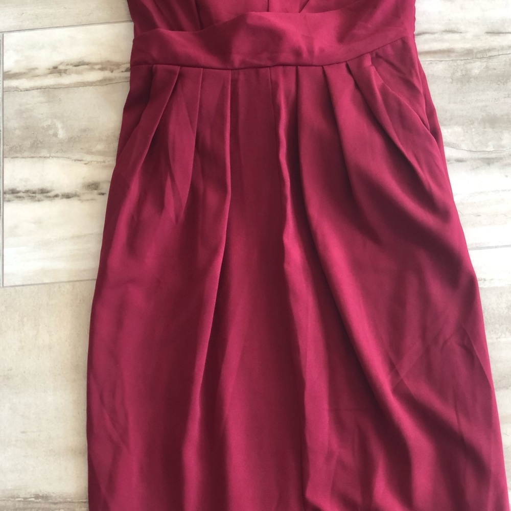 Dress - Picture 9 of 10